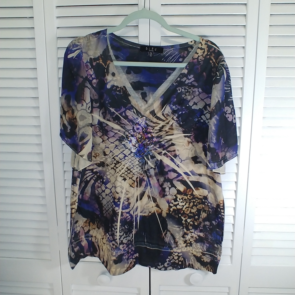 B.L.E.U. top Sz 2X